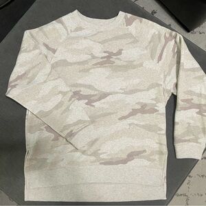 American Eagle Outfitters Beige Camouflage Crewneck Sweatshirt